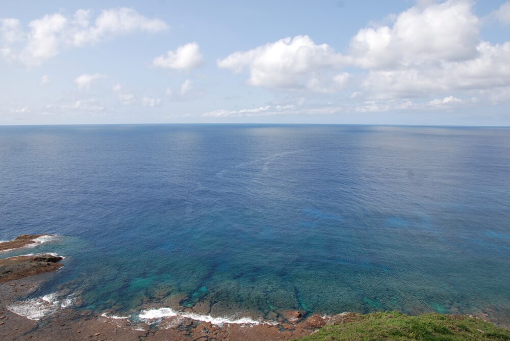 与那国島の西崎にから見る海景色