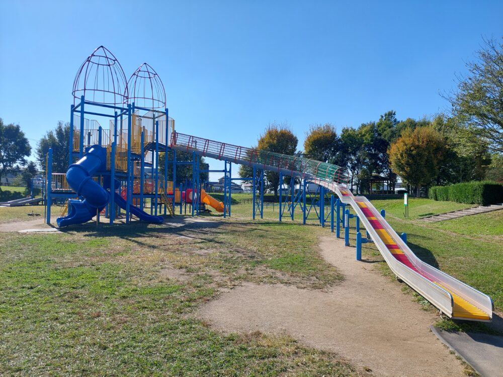 川通公園の大型複合遊具