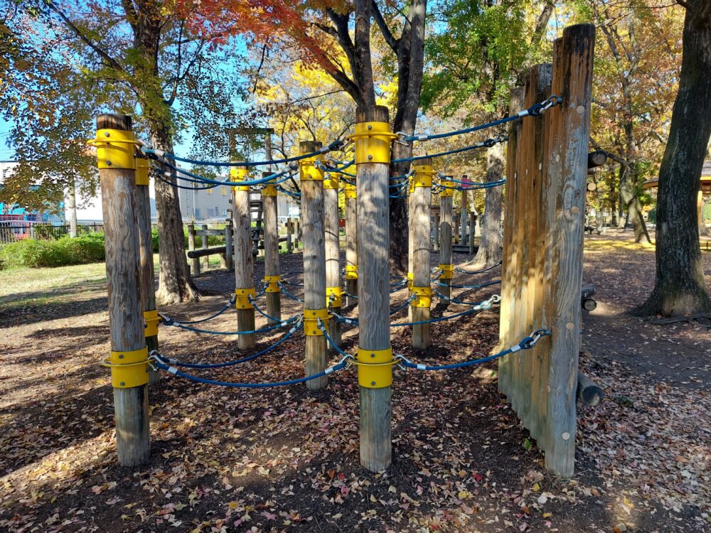 伊佐沼公園のアスレチック遊具
