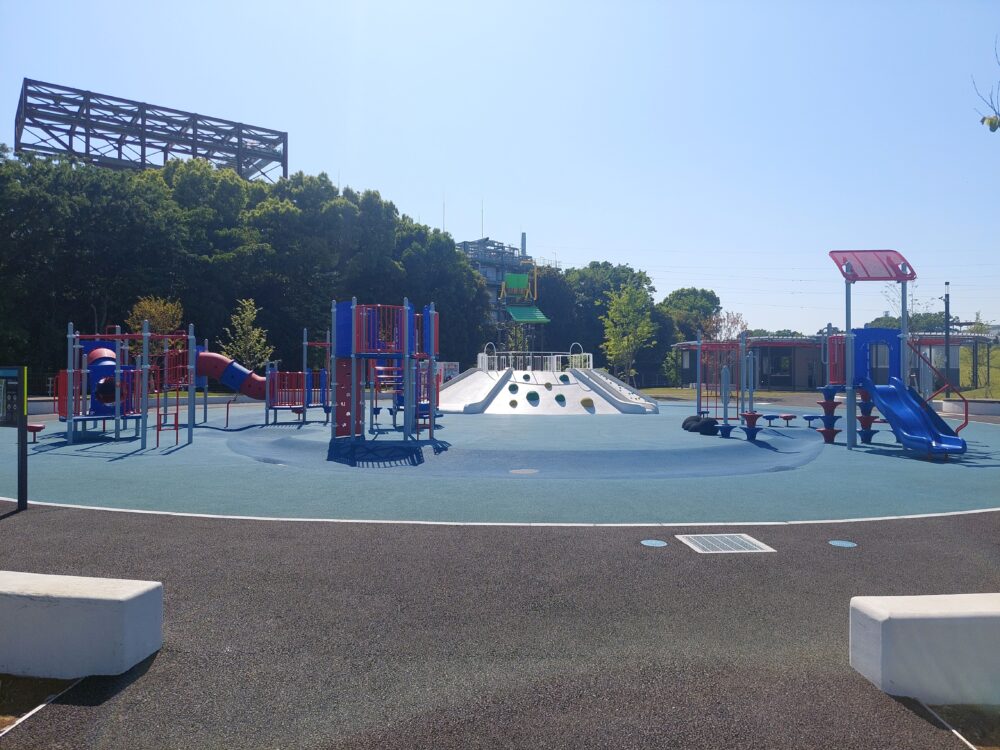 大和田水辺の丘公園の水の丘