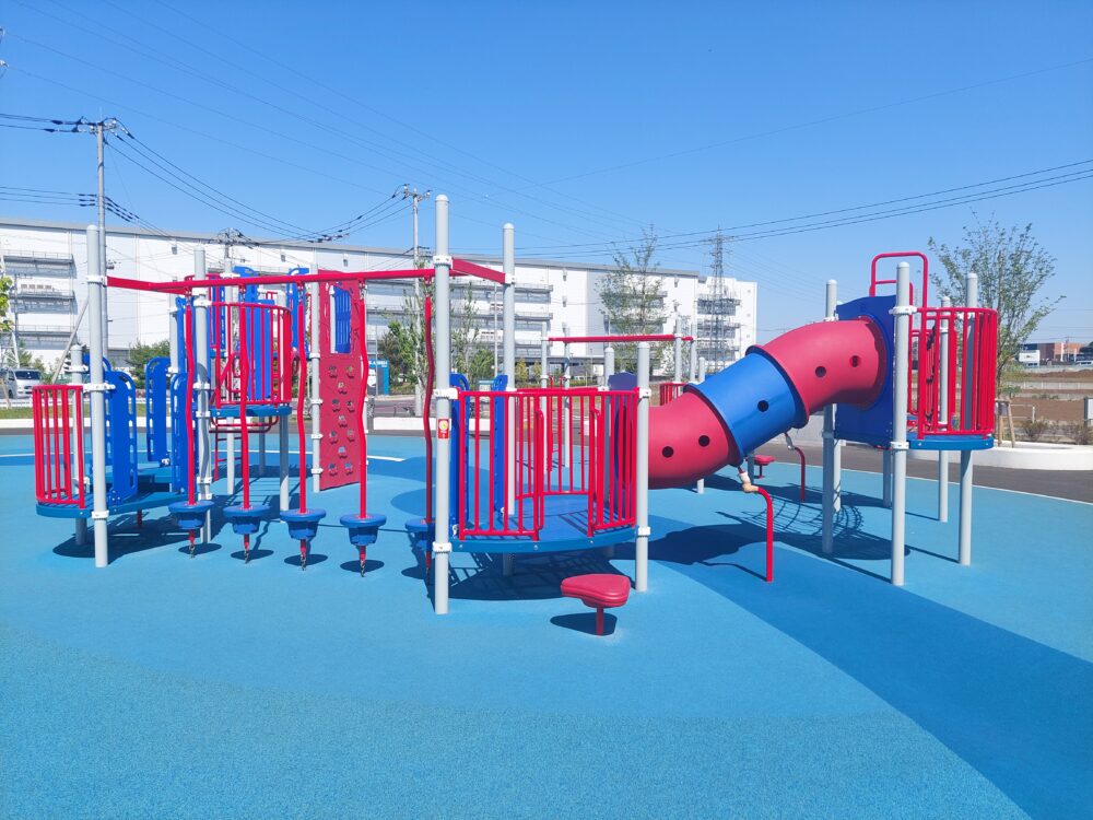 大和田水辺の丘公園・水の丘の『児童用遊具』
