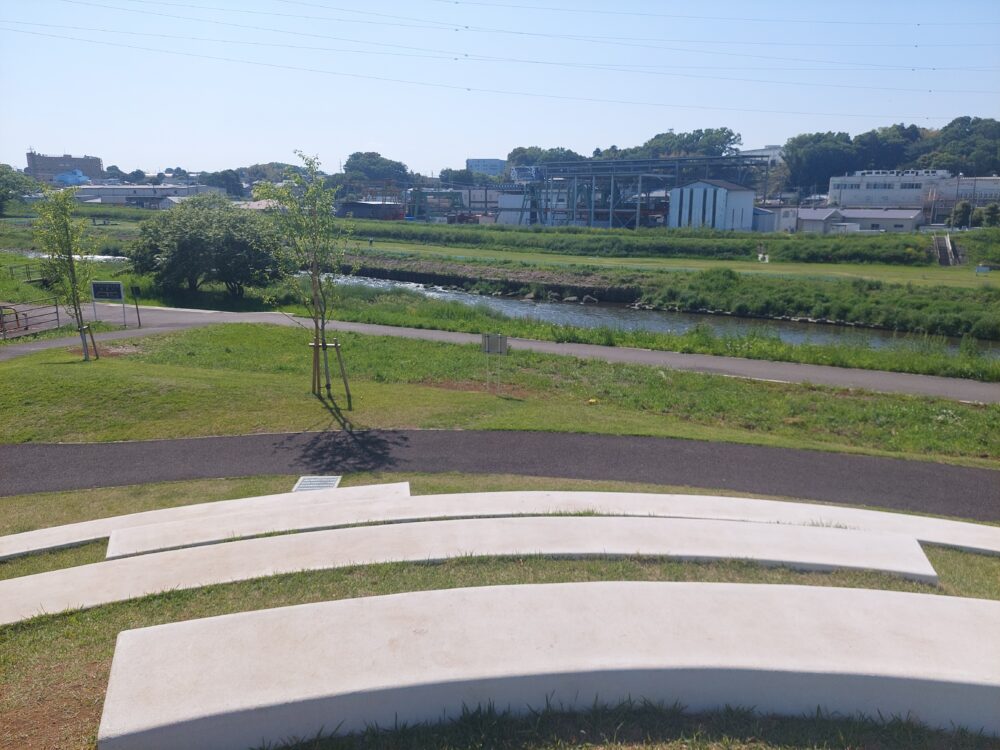 大和田水辺の丘公園の夕日の丘から眺めた柳瀬川