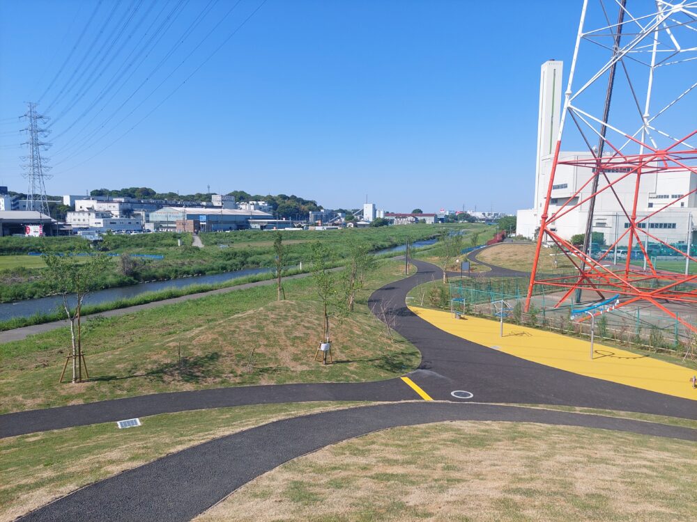 大和田水辺の丘公園の眺望の丘から見た柳瀬川