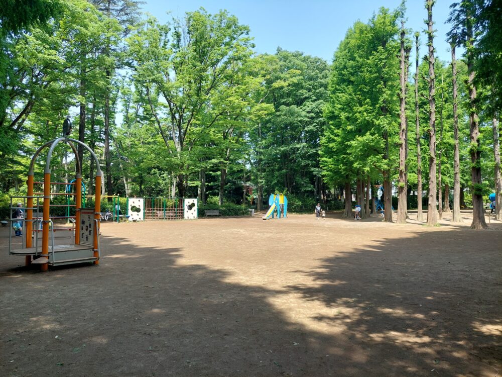 別所沼公園の遊具広場
