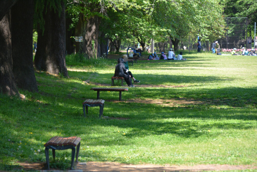 彩の森入間公園・多目的広場のベンチ
