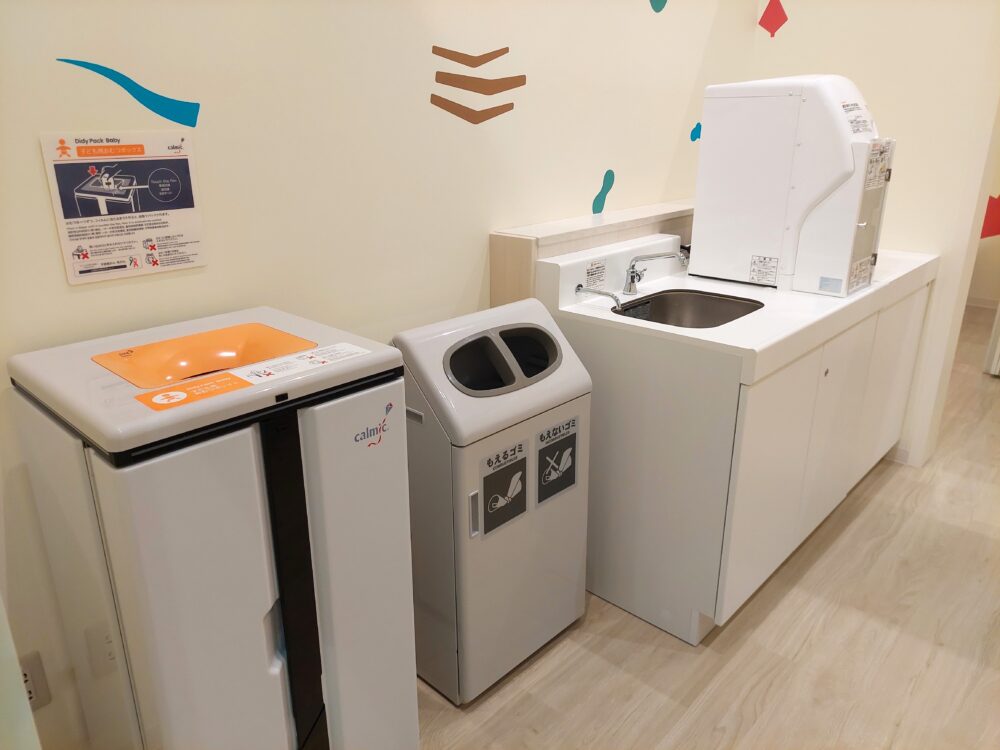ちきゅうのにわ羽生店のベビールームにある給湯器