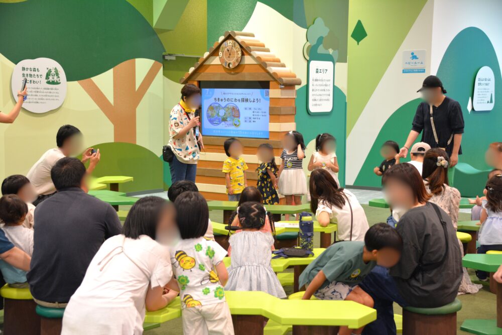 ちきゅうのにわ羽生店・森エリアで行われているイベントの様子