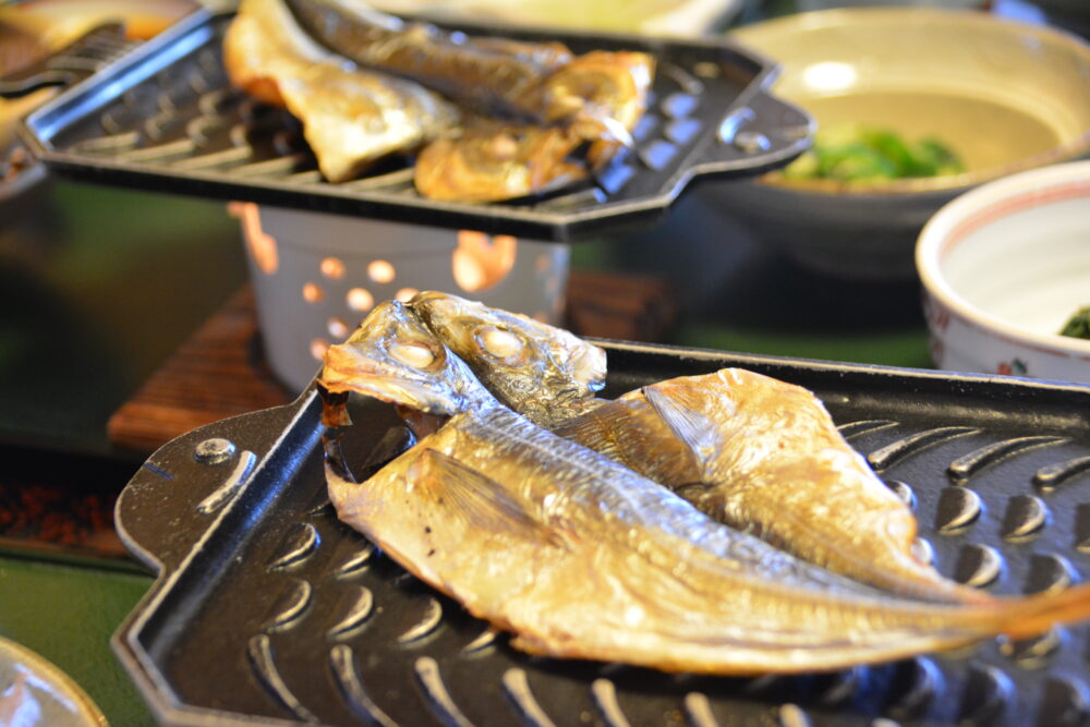 お造りの宿 味湯海亭 福松荘の豪華な朝食(焼き魚)