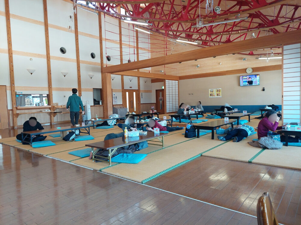 見晴らしの湯こまみの休憩処