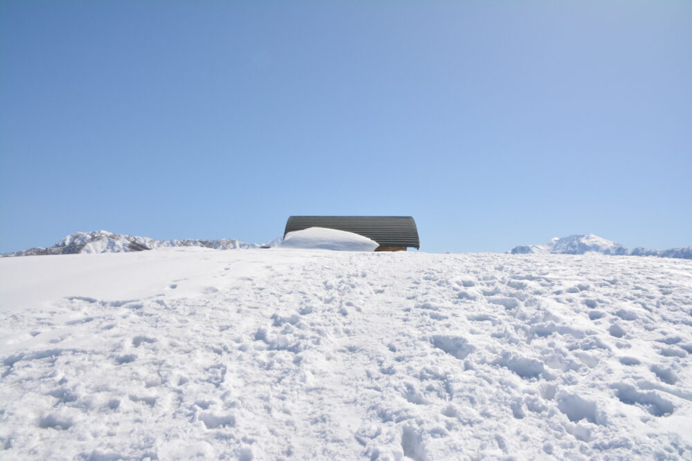 雪の大力山山頂