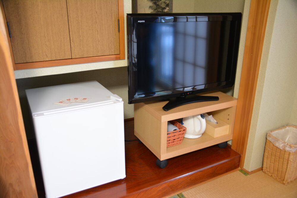 逆巻温泉 川津屋の手r日や冷蔵庫