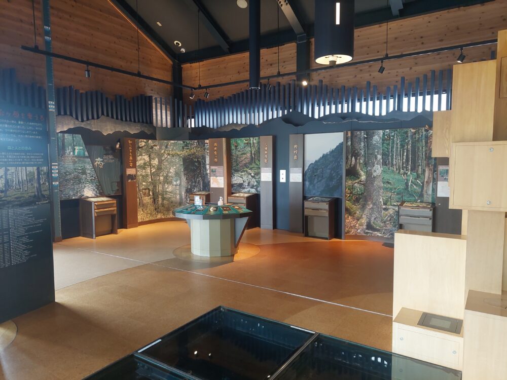 大台ヶ原ビジターセンターの館内