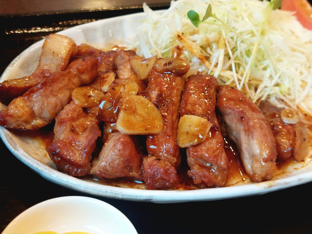 トンテキ(豚ステーキ)