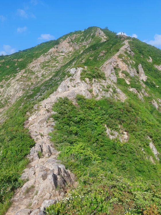飯豊山の岩場