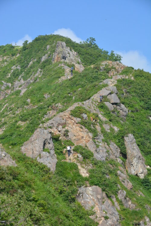 飯豊山の岩場