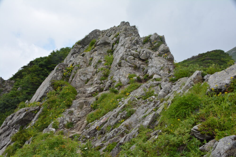 飯豊山の岩場