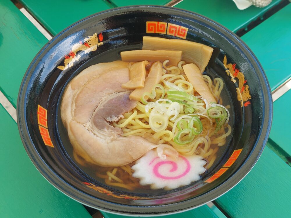 ニューサンピア埼玉おごせ・レジャープールの醤油ラーメン