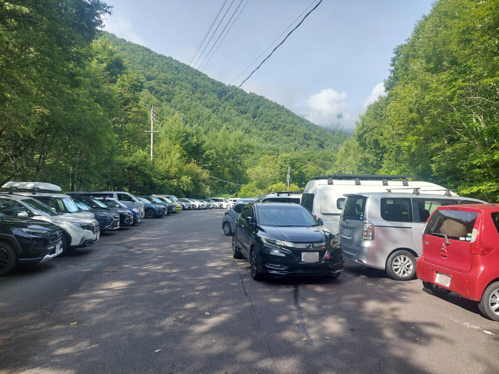 朝の三俣第一駐車場